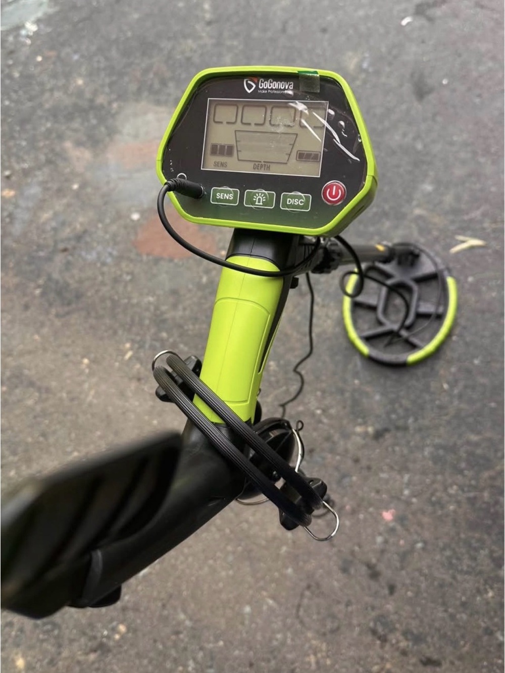 GoGonoya Green Metal Detector with Digital Display
